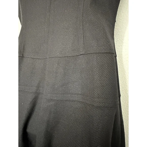 Anne Klein Cap Sleeve Dress Sz 10 Black Textured Work Party LBD Classic Stretch - Picture 10 of 11